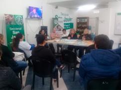 Trabajadores/as en estado de asamblea permanente en el SAMCo San Javier