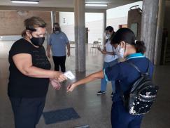 ATE destaca el compromiso cotidiano de asistentes escolares en tiempos de pandemia