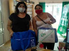 Dos trabajadoras esperancinas recibieron el ajuar para sus bebés