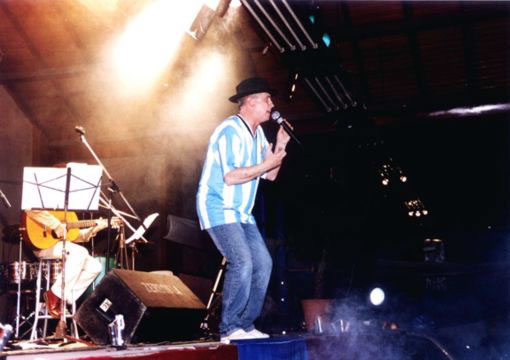 Presentación en vivo 2004