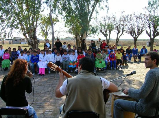 Vera, en la escuela rural del km 302