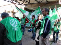 Continúan las protestas en el Ministerio de Infraestructura y Transporte