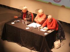 Multitudinaria convocatoria en el encuentro con Atilio Borón y Frei Betto en ATE Casa España