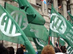 Reunión para acordar medidas de seguridad para trabajadores escolares en Alto Verde