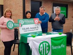 Programa ATE Vivienda y Refacción: enfermera de Helvecia recibió la llave de su casa