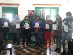 Apoyo de ATE Delegación Tostado a la Revista Mapik de mujeres mocovíes
