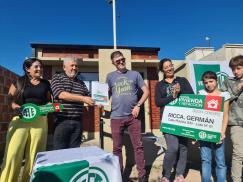 Programa ATE Vivienda y Refacción: un trabajador de la salud de Crespo recibió las llaves de su casa