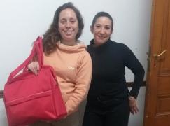 Entrega de ajuar para una afiliada de Rosario