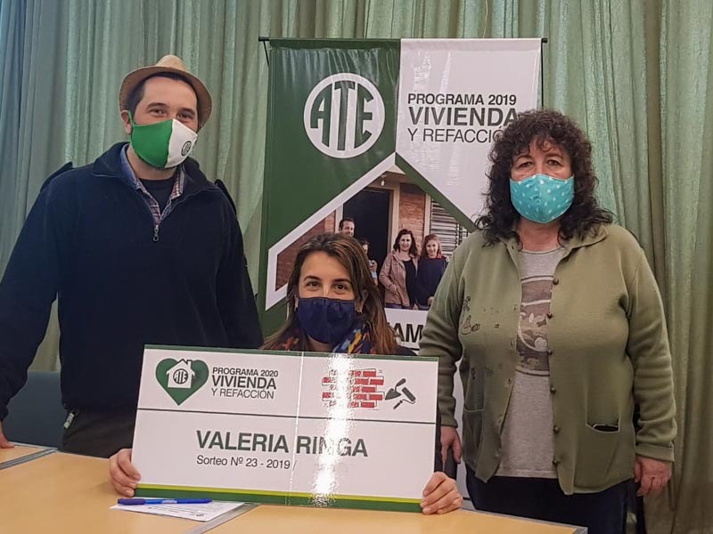 Valeria Ringa a integrantes del Consejo Directivo