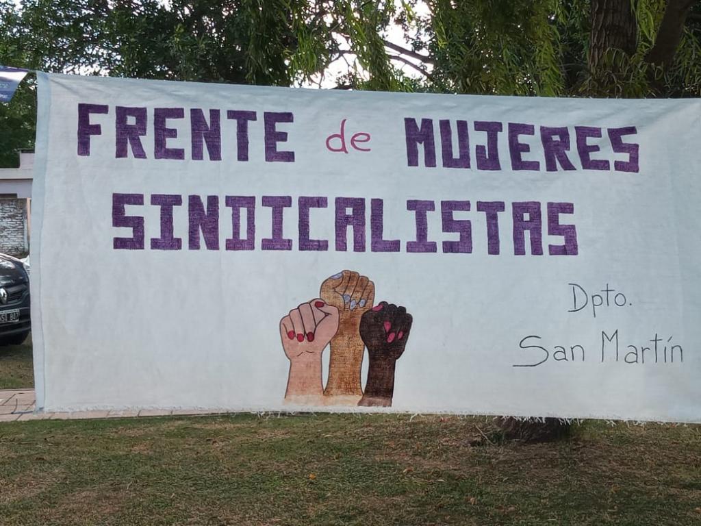 8M El Trébol