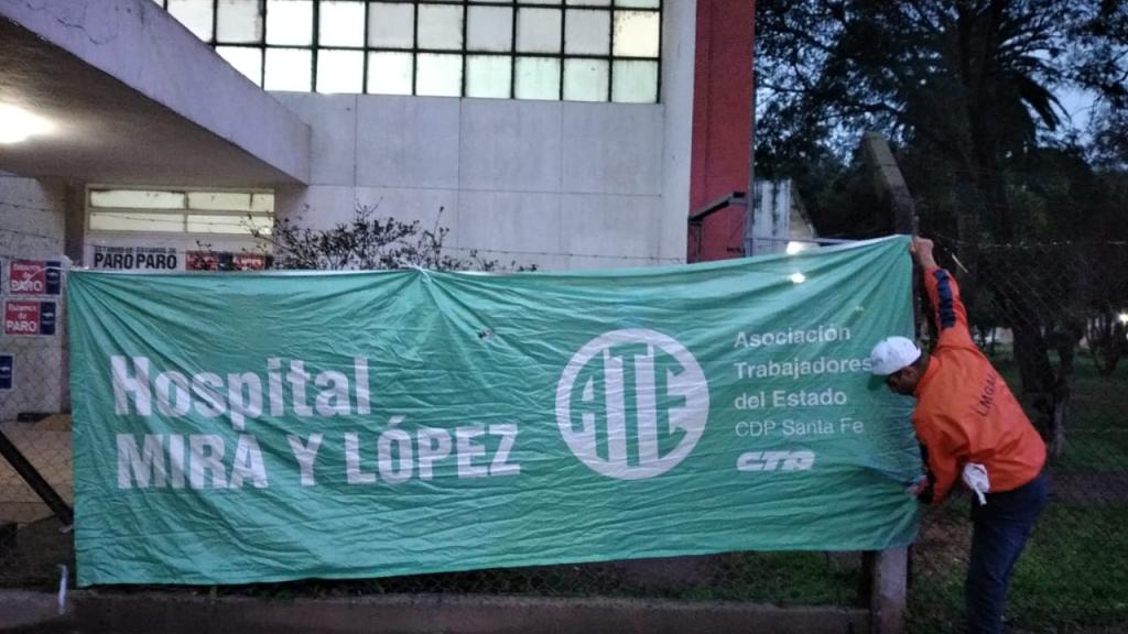Hospital Mira y López