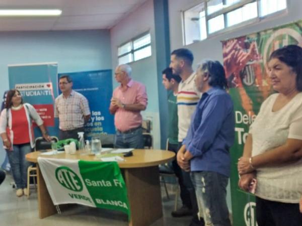 novedades-de-formacion-para-asistentes-escolares-en-tostado