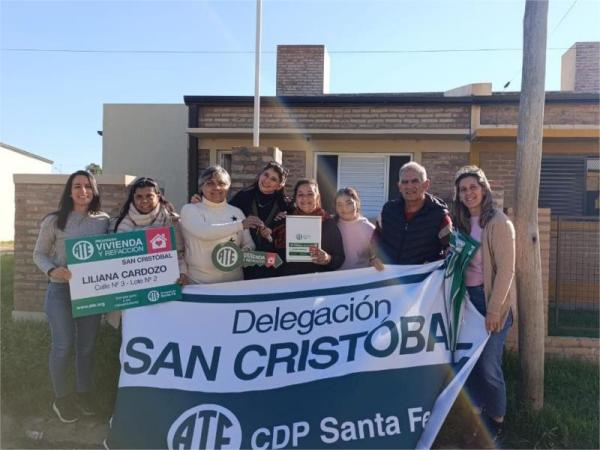 nueva-entrega-de-vivienda-de-ate-en-san-cristobal