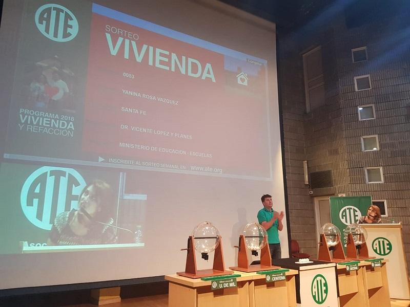 10 trabajadores más beneficiarios del 13º sorteo del Programa ATE Vivienda y Refacción