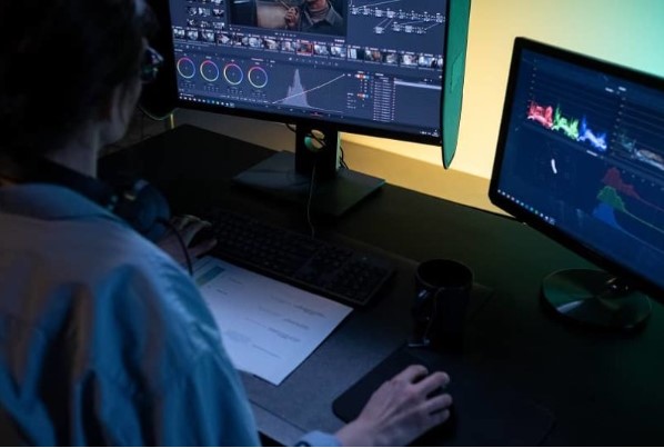 Escuela Multimedia Play: Curso Creador de Contenidos Pro