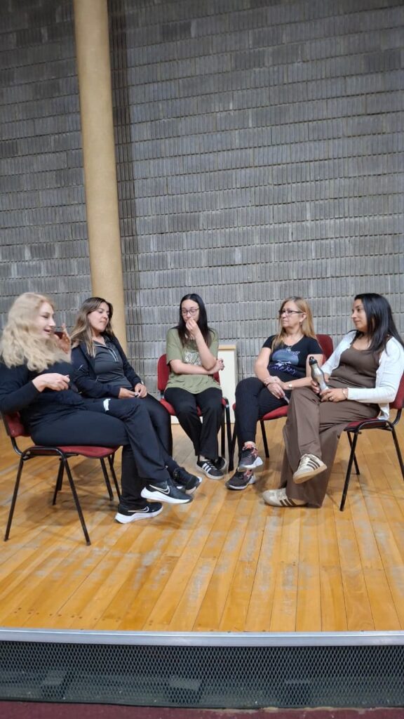 El ensayo en el escenario: ATE continúa con su Taller de Teatro para Jóvenes y Adultos/as